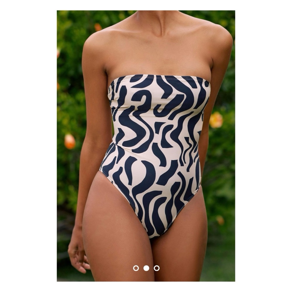 Faithfull the Brand Strapless One-Piece in Black & Cream Abstract Print